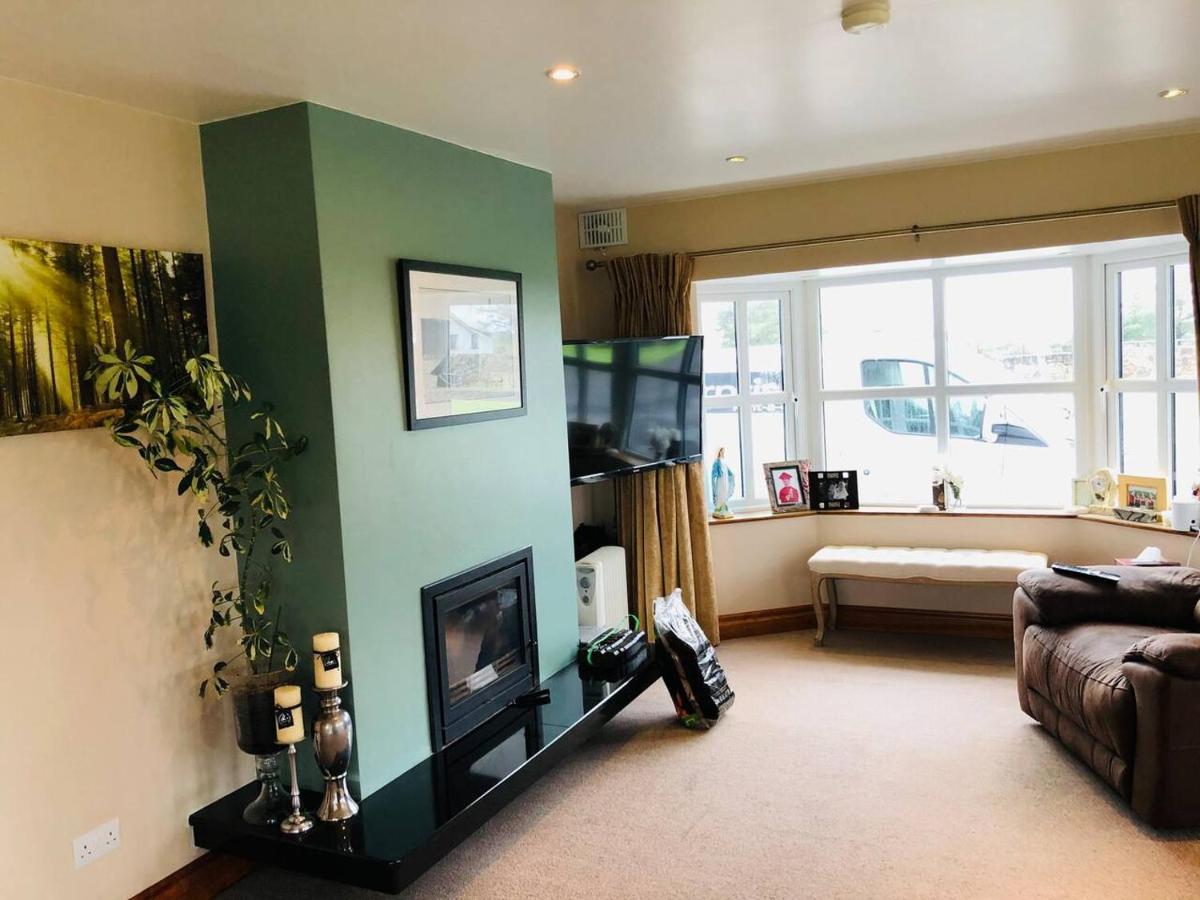 Connemara. 3 Bedroom, 8 Bed, Holiday Home Galway Eksteriør bilde