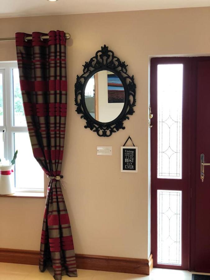 Connemara. 3 Bedroom, 8 Bed, Holiday Home Galway Eksteriør bilde