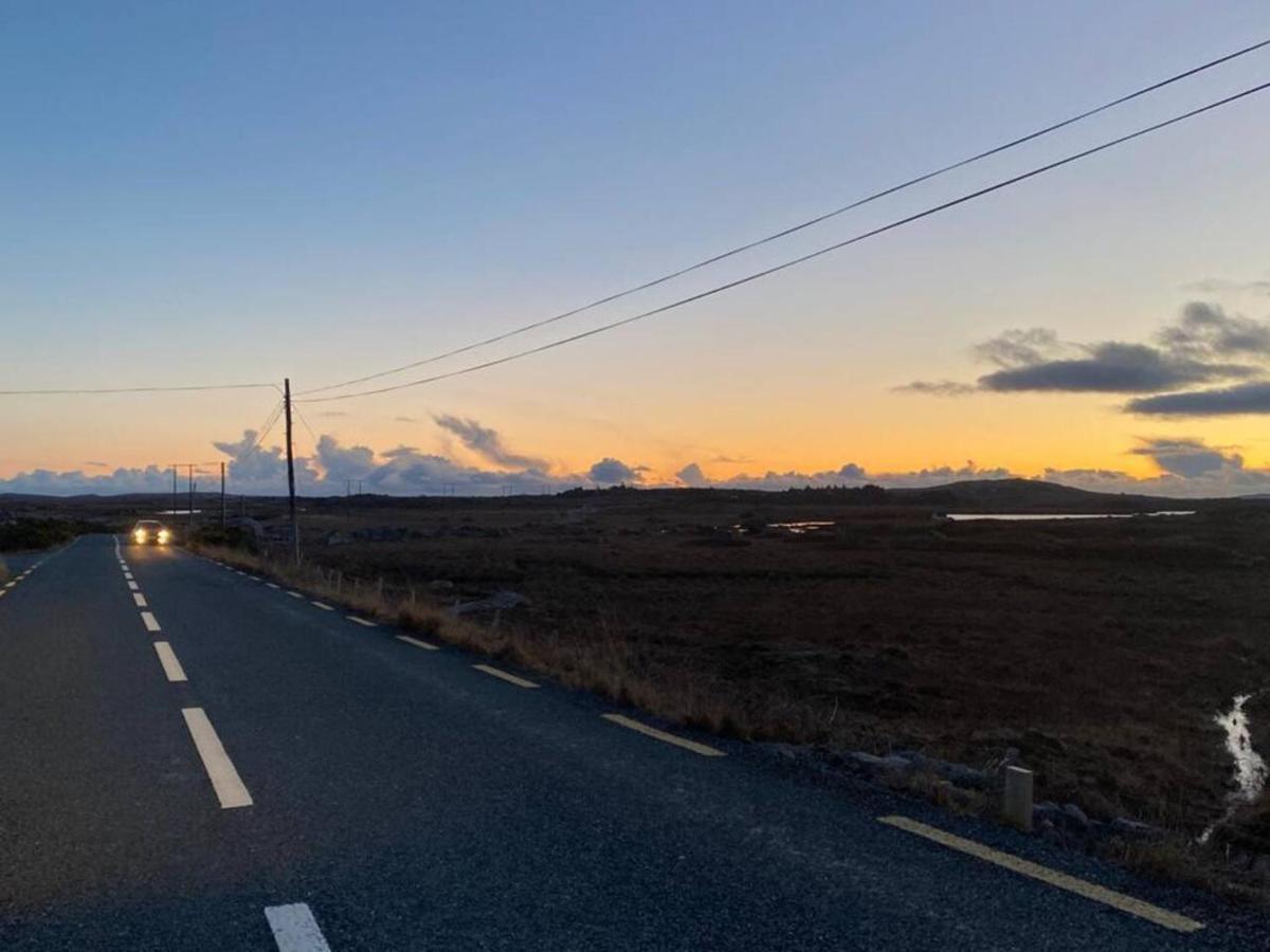 Connemara. 3 Bedroom, 8 Bed, Holiday Home Galway Eksteriør bilde