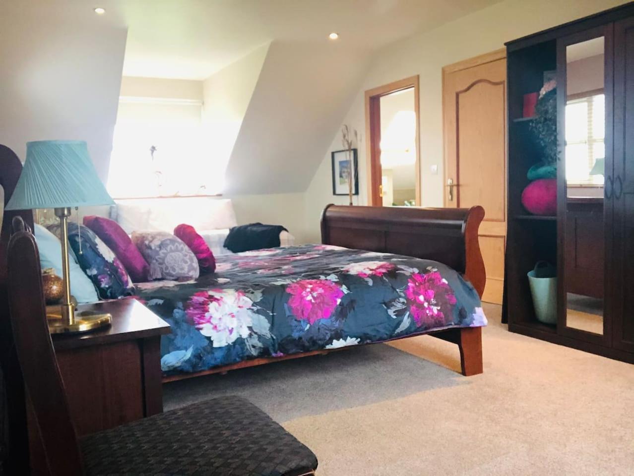 Connemara. 3 Bedroom, 8 Bed, Holiday Home Galway Eksteriør bilde